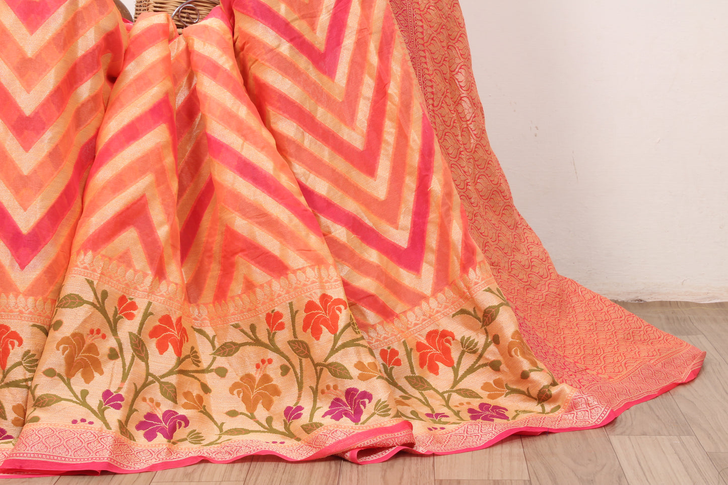 Handwoven Banarasi Pure Chiffon Saree