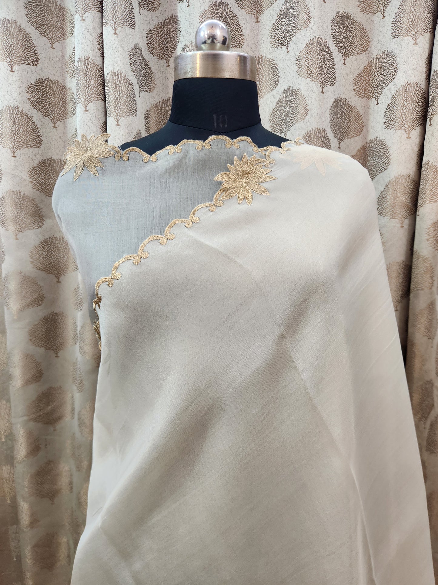 Banarasi pure chickenkari organza silk saree