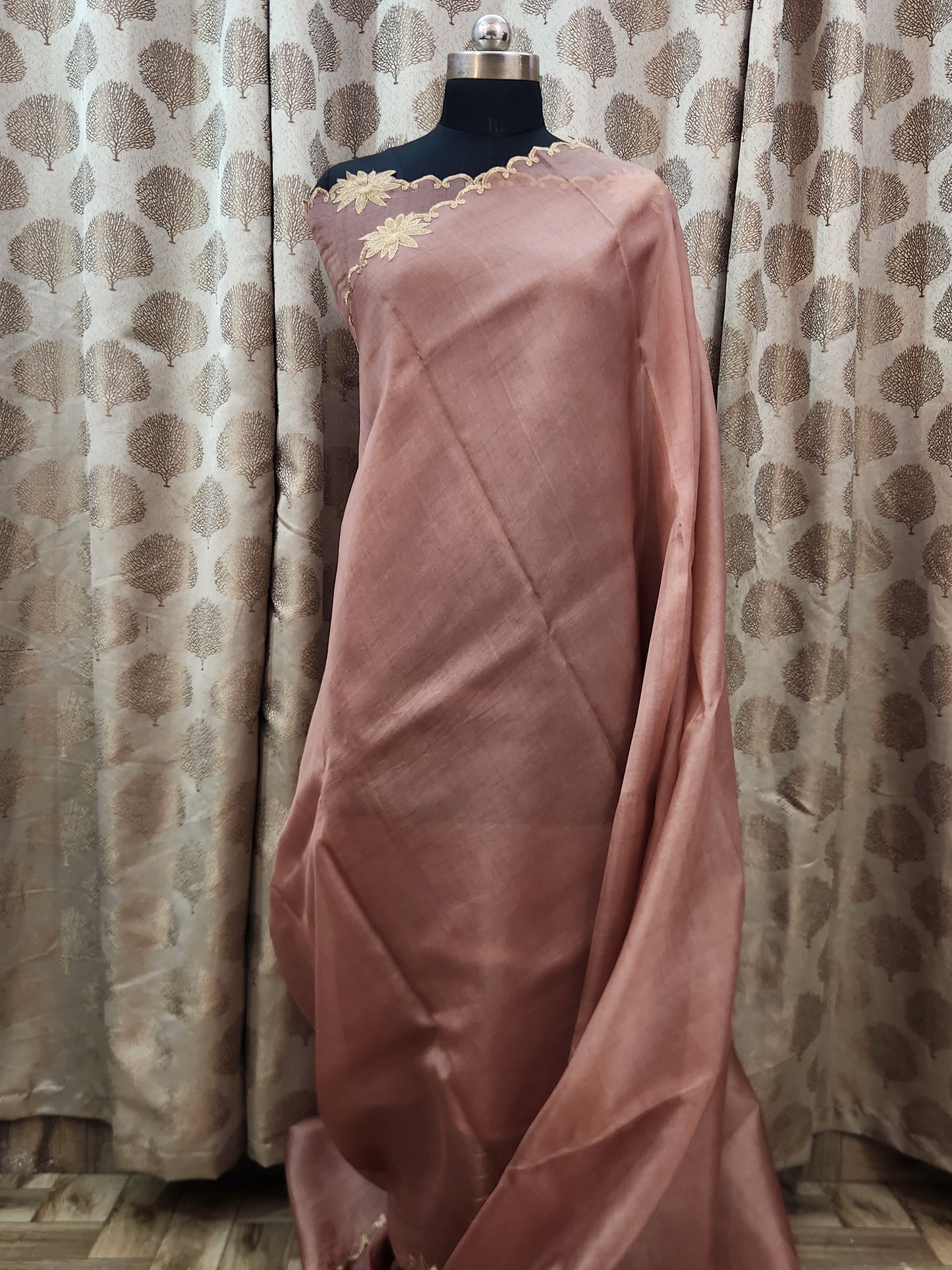 Banarasi pure chickenkari organza silk saree