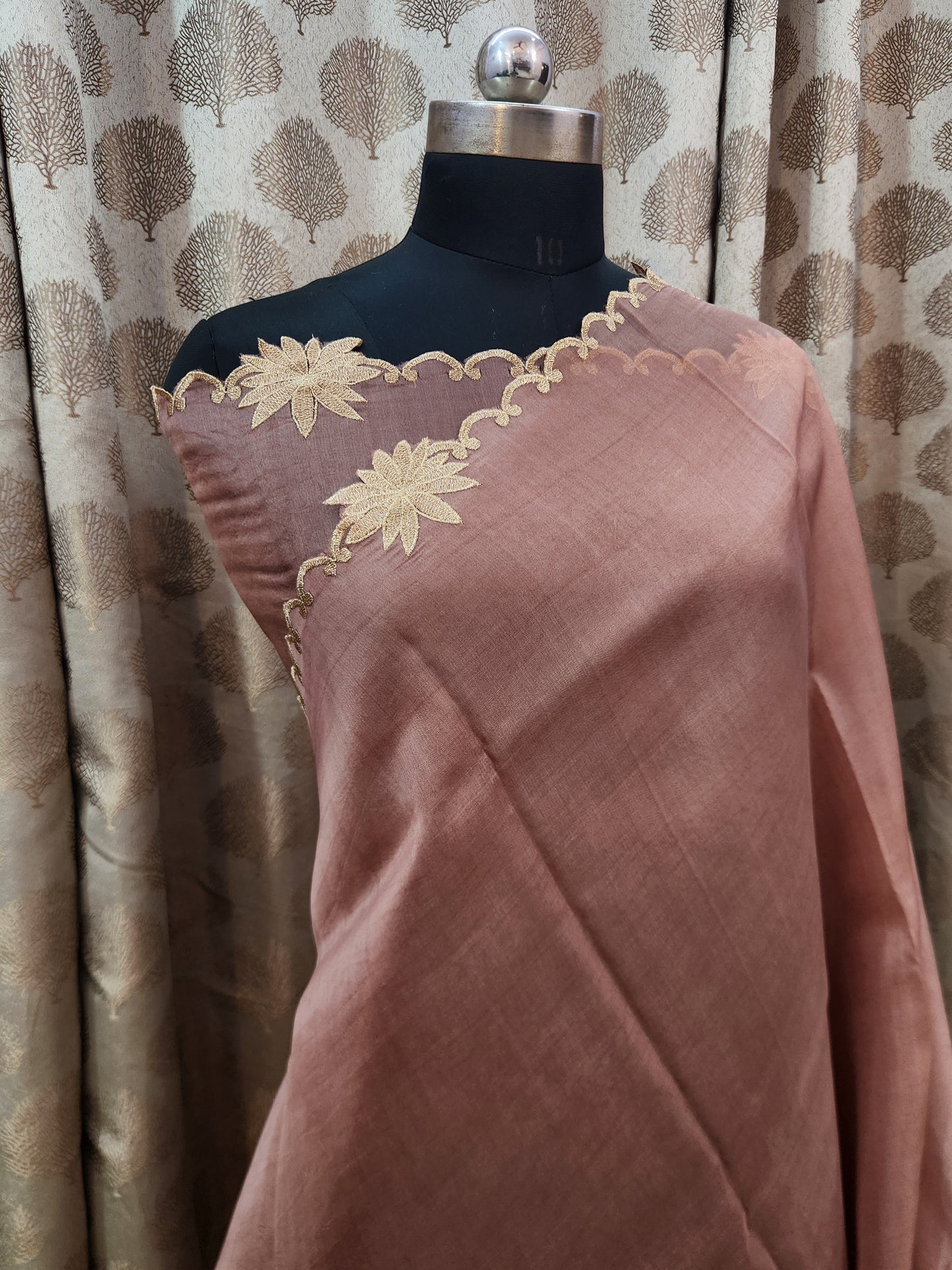 Banarasi pure chickenkari organza silk saree