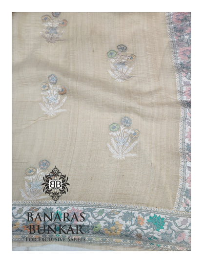 Banarasi Handloom Pure Khaddi Tussar Georgette Saree with Elegant Resham Floral Buta & Silver Zari Weaving