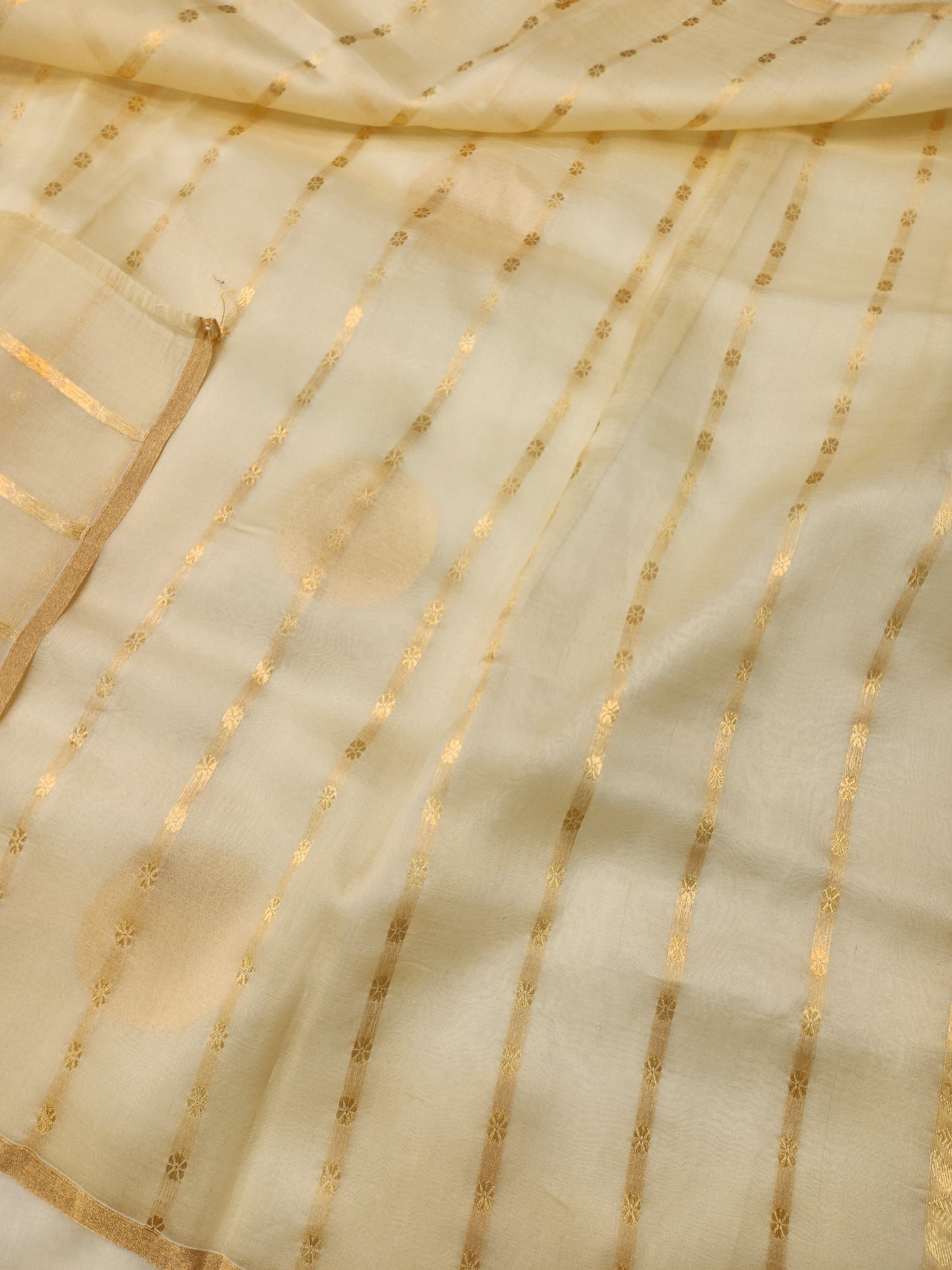 Banarasi Handloom pure kaduwa kora silk saree Handwoven - off white
