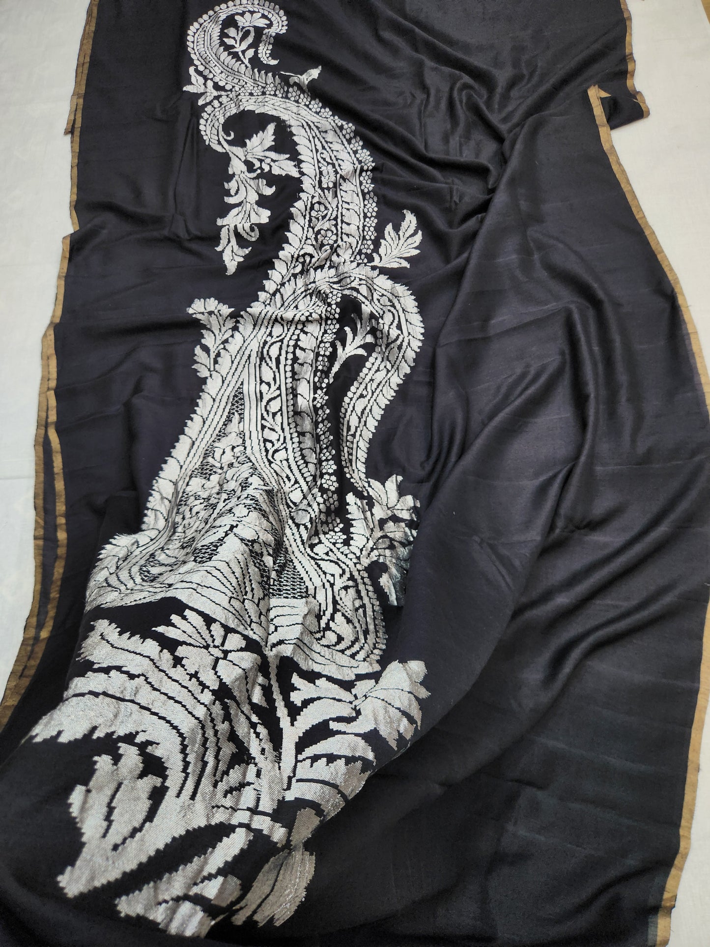 Banarasi Handloom pure Moonga Georgette saree - Black