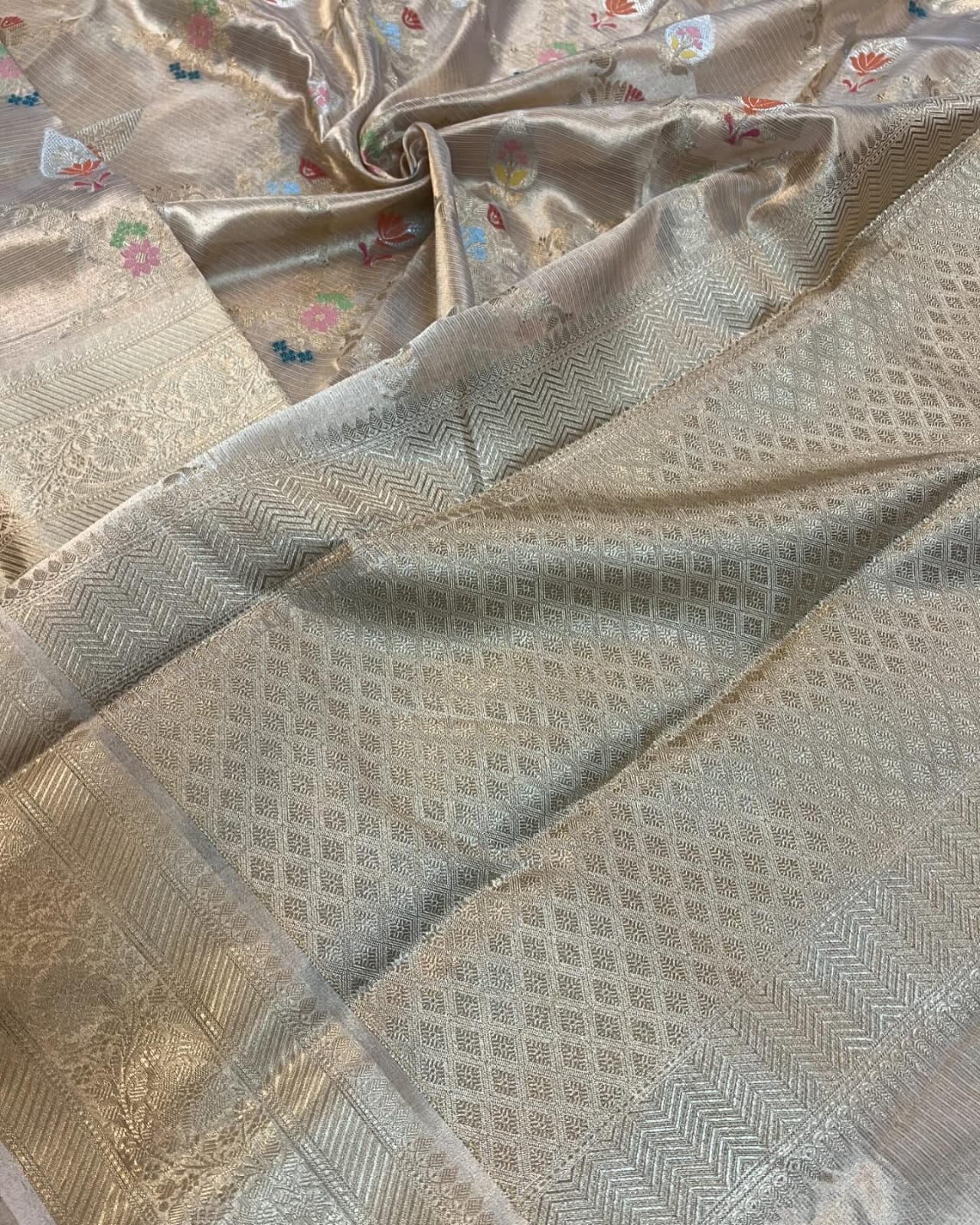 Banarasi pure Tissue Silk Saree chokdi & Meena Buta design - gold