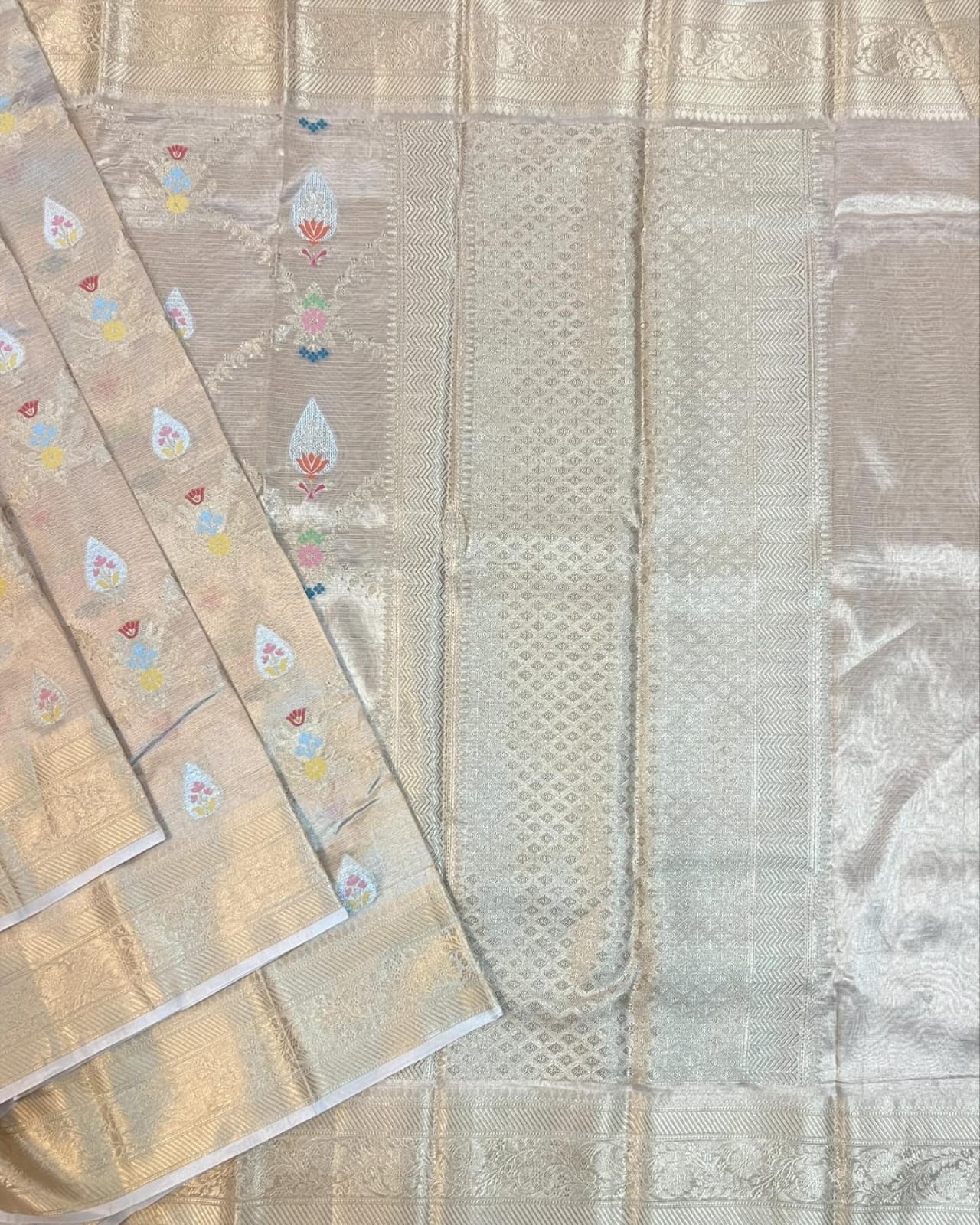 Banarasi pure Tissue Silk Saree chokdi & Meena Buta design - gold