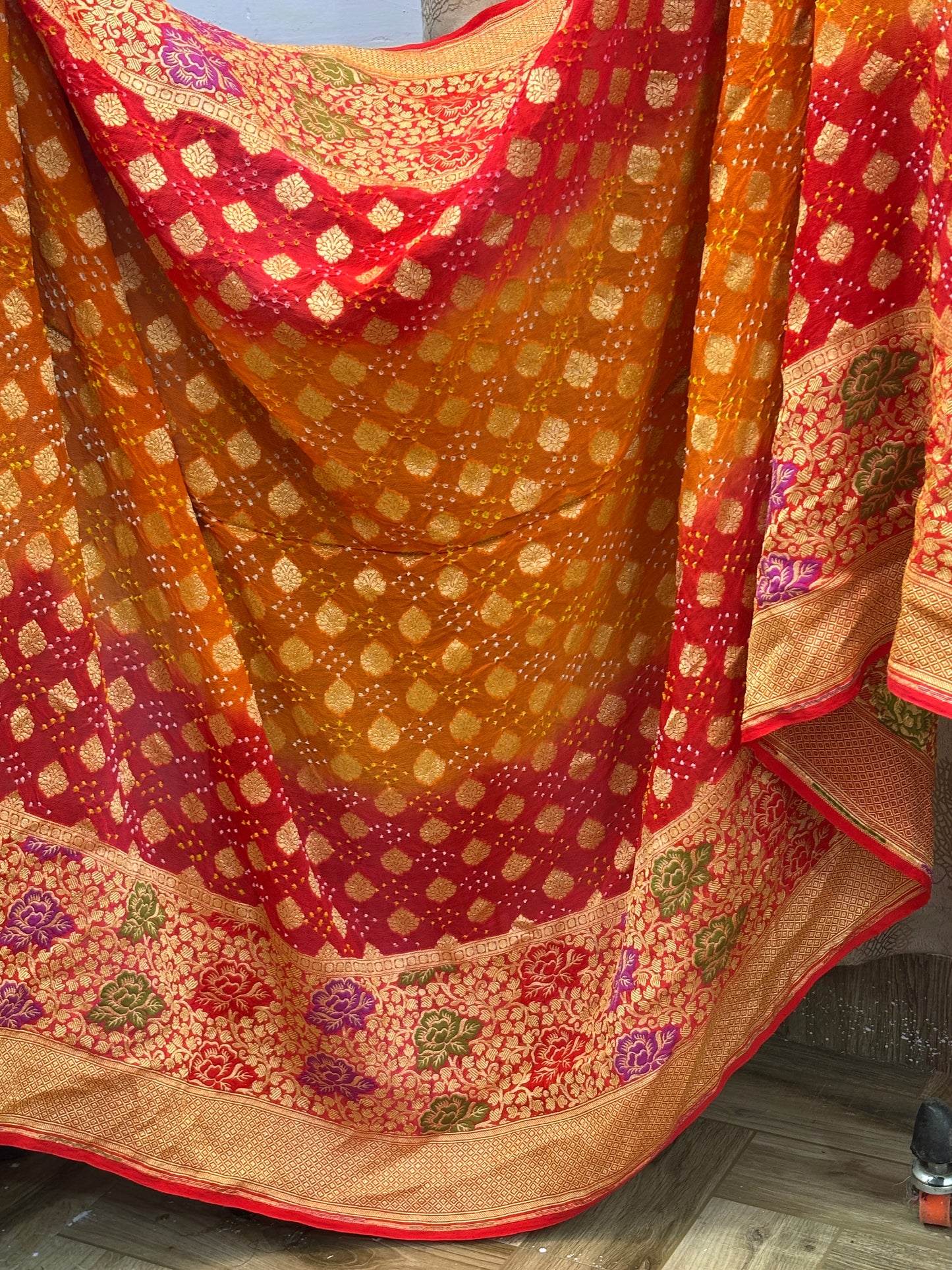 Banarasi Handloom pure Bandhej Georgette saree
