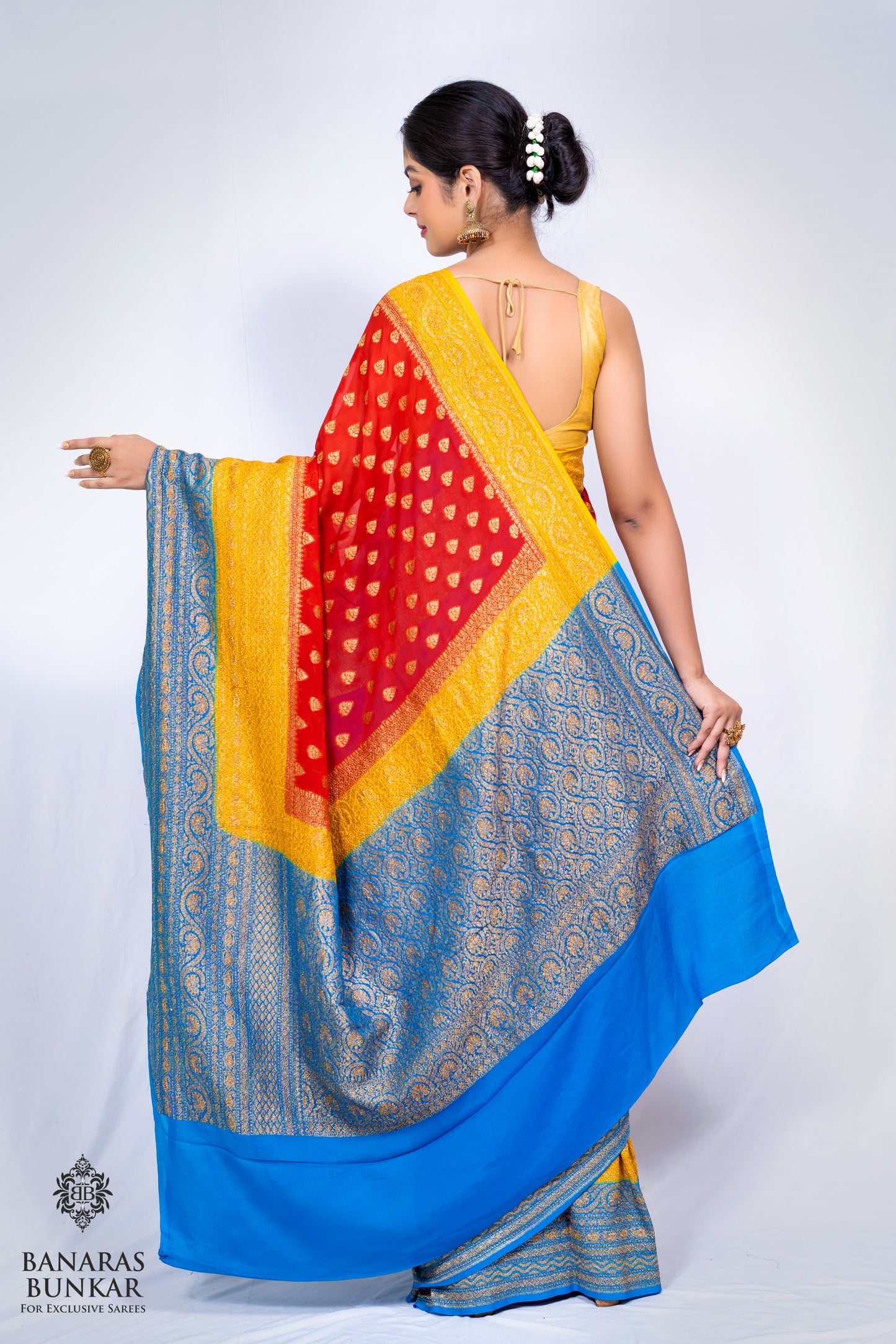 Banarasi Pure Khaddi Georgette silk saree Buti Pattern with 3D Skirt Border