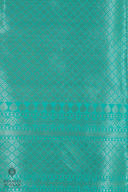 Banarasi semi kataan Tapeta silk saree allover Buti design with equal T