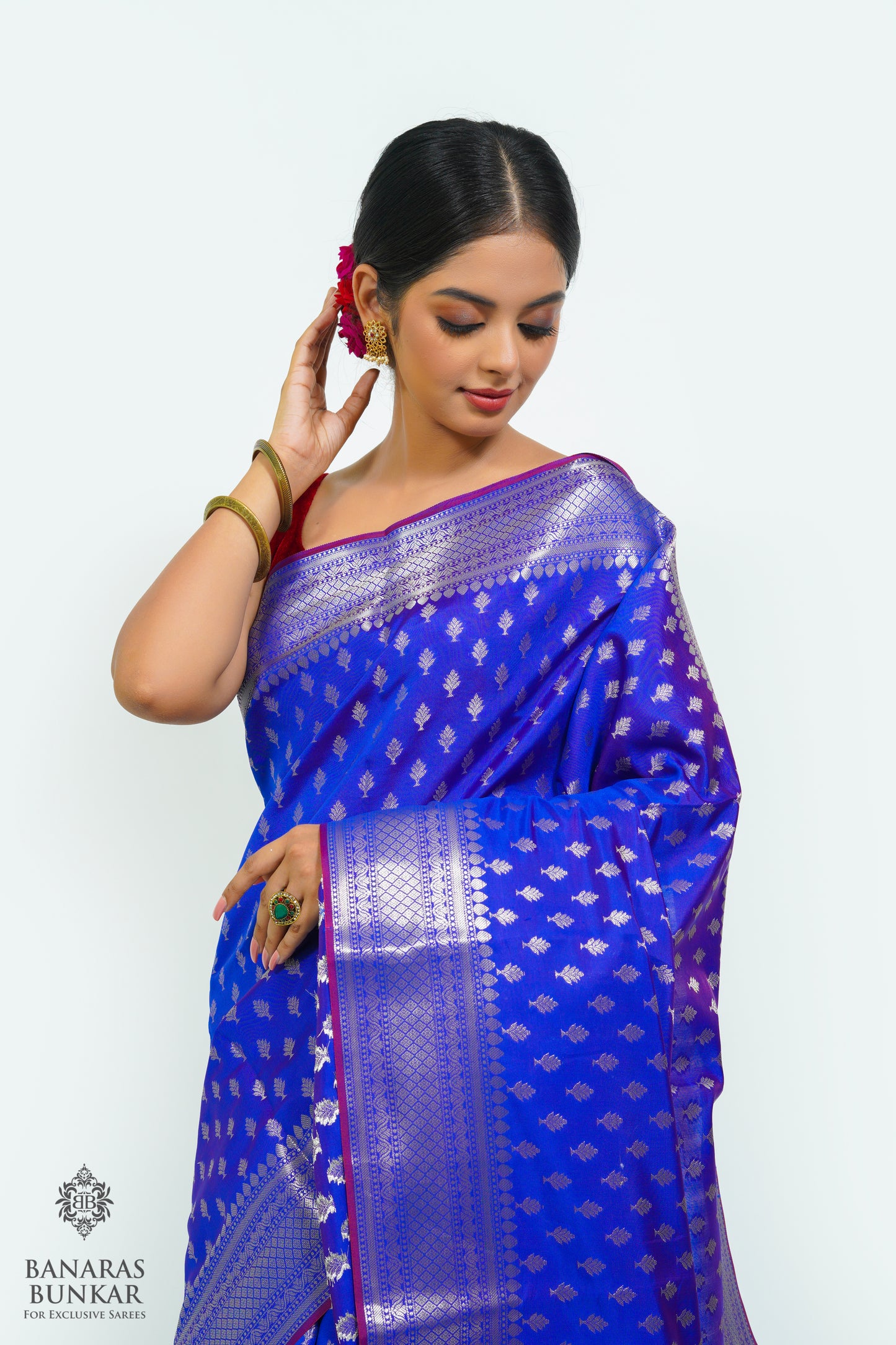 Banarasi semi kataan Tapeta silk saree allover Buti design with equal T