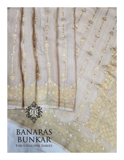 Banarasi Handloom Pure Khaddi Tussar Georgette Saree with Zari Buti & Intricate Border