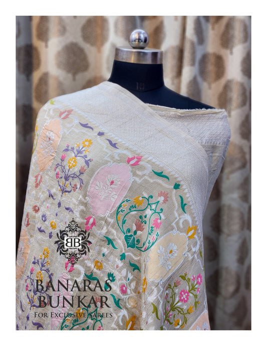 Banarasi Handloom Pure Khaddi Tussar Georgette Saree with Elegant Resham Floral Buta & Gold Zari Weaving