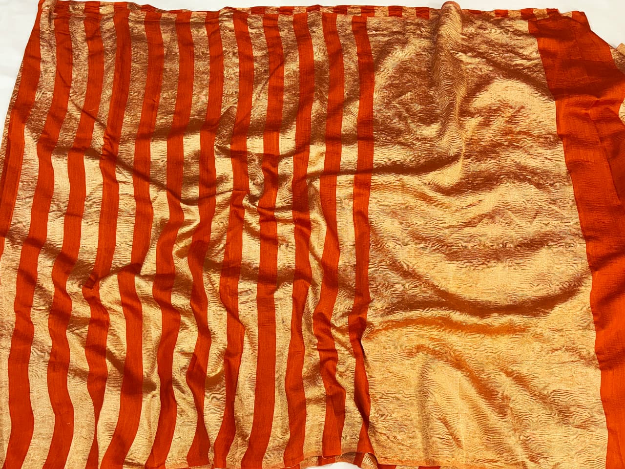 Banarasi Pure Moonga Tissue silk saree