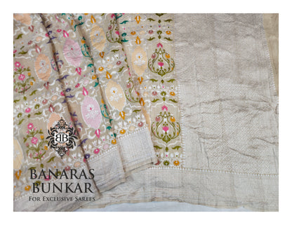 Banarasi Handloom Pure Khaddi Tussar Georgette Saree with Elegant Resham Floral Buta & Gold Zari Weaving